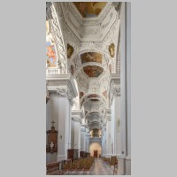 Passau, Dom, Foto Bieri, sueddeutscher-barock.de, S-Seitenschiff.jpg